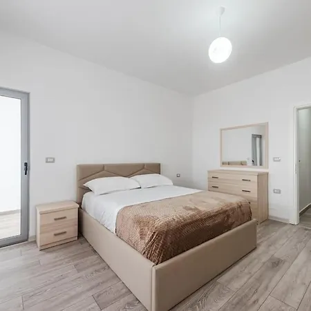 City Escape Apartment Shkoder Exterior photo
